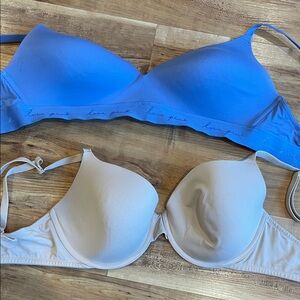 PINK Victoria's Secret Blue and Cream Bra Duo